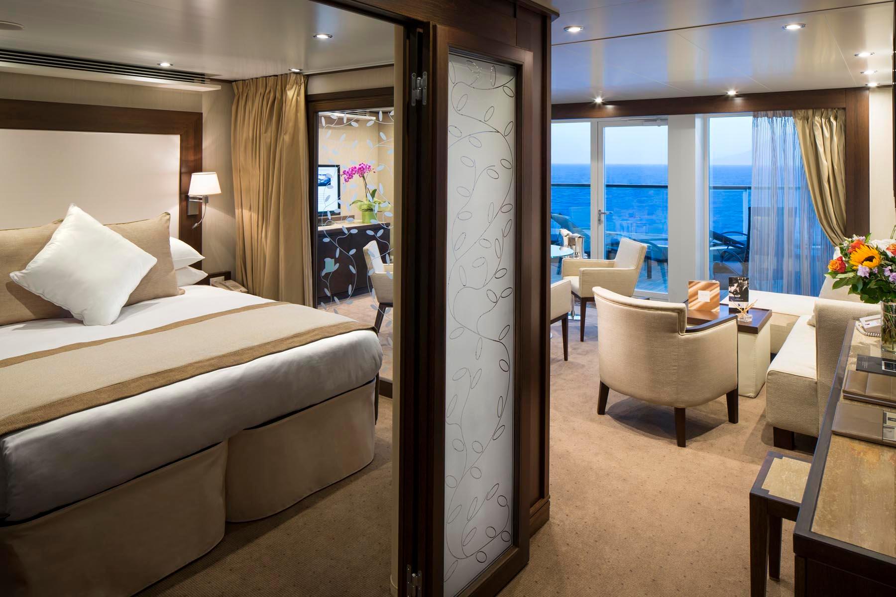 Una de las Spa Suites Penthouse a bordo, de gran amplitud y luminosidad (Foto: Seabourn Quest) CRUCEROS DE LUJO SEABOURN ODYSSEY SEABOURN SOJOURN SEABOURN QUEST CRUCEROS EN SUITE SUITE CRUISES SEABOURN LUXURY CRUISES SEABOURN ODYSSEY SEABOURN QUEST SEABOURN SOJOURN CRUISE SHIP LUXURY TRAVEL SEABOURN CRUISES SEAVOURN ODYSSEY SEABURN CRUISES SEABORN CRUISES LUXURY CRUISES CRUCEROS DE LUJO SEABOURN CRUISES THE YACHTS OF SEABOURN CRUISES LUXURY CRUISE YACHT CRUISES SMALL SHIP CRUISES SEABOURN DELUXE CRUISES CRUCEROS DE LUJO EN YATE SEABOURN CRUCEROS DE LUJO CRUCEROS LUJOSOS CRUCEROS EN BARCO PEQUEÑO CRUCEROS EXCLUSIVOS GASTRONOMIA DE LUJO ESTRELLAS MICHELIN STARS CRUCEROS GASTRONOMICOS CRUCEROS EXCLUSIVOS #Seabourn #LuxuryCruises #SeabournOdyssey #SeabournQuest #SeabournSojourn #SeabournCruises #SeabournLuxuryCruises #Yacht #YachtCruises #SmallShipCruises #SeabournShips #Crucerosdelujo #CrucerosExclusivos #CrucerosSeabourn #CrucerosenSuite #SuiteCruises #LuxuryYachtCruises #ReservasSeabourn #SeabournReservations #SeabournContact #SeabournShips #SeabournCruiseShips